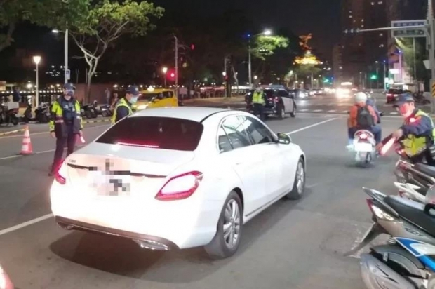 [여기는 대만]이어지는 음주운전 사고에 차까지 빼앗은 대만