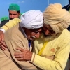 74년만에 만난 인도-파키스탄 이산가족…눈물바다 (영상)