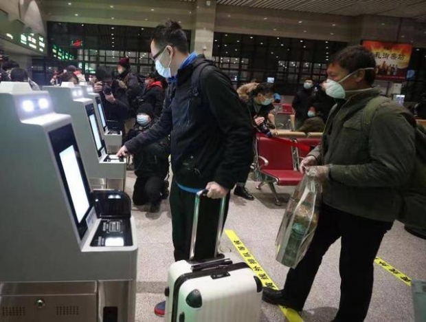 [여기는 중국]中, 민족대이동 ‘막아라’...고향 안가면 데이터도 공짜