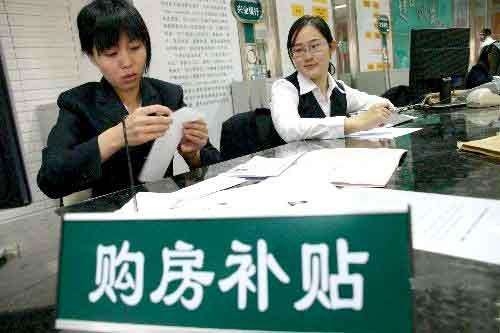 [여기는 중국]‘고학력자 유입 노린다’...中정부, 박사생에 ‘억소리’나는 파격 현금 지원