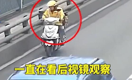 [월드피플+] 오토바이 팽개치고 다리 위 생명 구한 中 신입 배달원(영상)