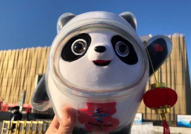 우주복 입은 판다?…中 올림픽 마스코트 ‘빙둔둔’ 인기 폭발
