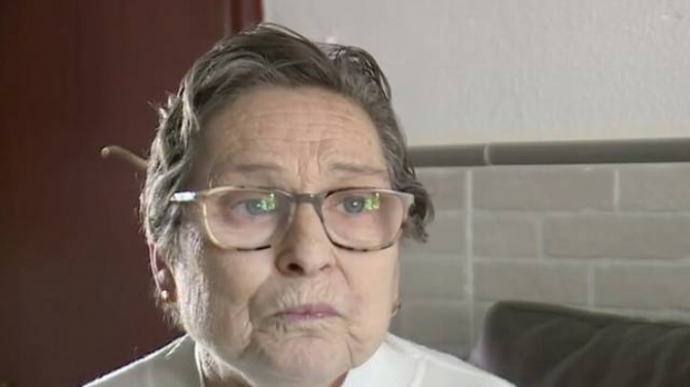 32년 만에 딸의 무덤 파헤친 스페인 여자, 무슨 한 맺혔기에...