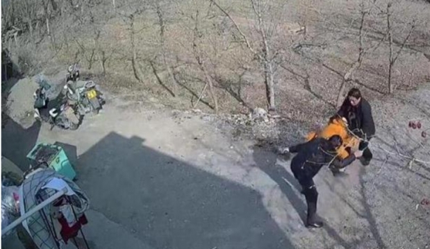 “9000만원 내놔라” 지참금 때문에 딸 구타하고 끌고간 父
