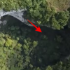 [포착] 숲에 숨어 있었네…깊이 200m 초대형 싱크홀 중국서 발견(영상)