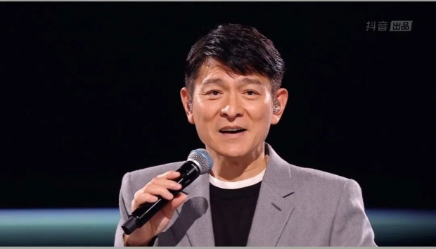 연예계 친중 앞장선 류덕화 콘서트에 中 관객 3억 5000만명 몰려