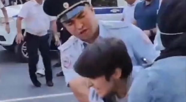 [STOP 푸틴] 러 곳곳서 ‘동원령 반대’ 시위 격화…2300명 이상 체포