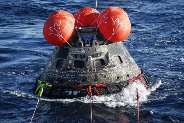 NASA 아르테미스 1호 성공적으로 태평양 착수…달 탐사 탄력