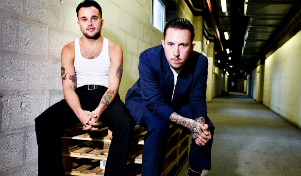 “백인은 ‘노예’ 명칭 쓰지마”…英 유명 록그룹 ‘슬레이브스’ 그룹명 변경