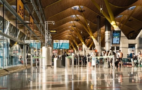 프랑스, 중국발 승객 전원에게 ‘각서’까지 받는다…中 네티즌 “유난 떤다”