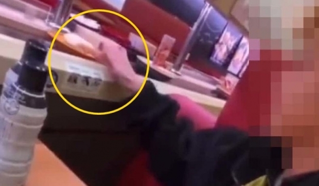 日 ‘초밥 테러’ 용의자 체포 발표에 ‘마녀 사냥’ 찬반 논란 [여기는 일본]