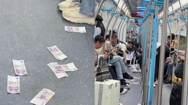 이런 전단지 홍보라면 대환영? 현금다발 열차에 뿌린 中알바생