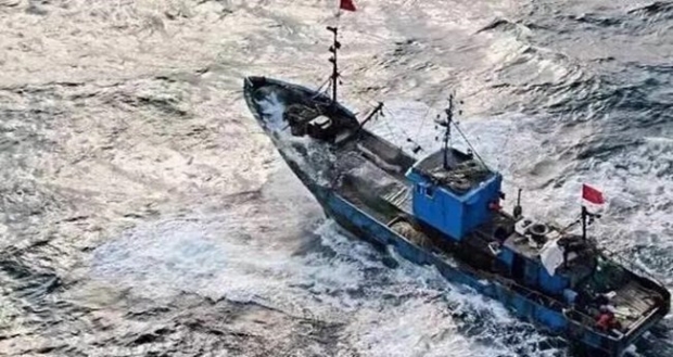 인도양서 中 어선 전복…사고 이튿날까지 39명 선원 전원 실종