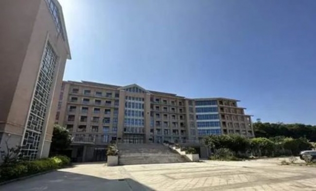 ‘병원 갑질’로 3년째 월급 못 받던 中 30대 가장 극단적 선택