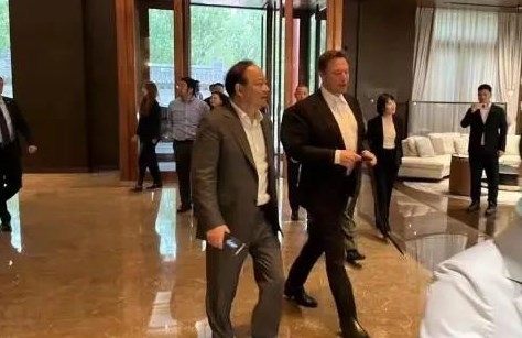 테슬라 일론 머스크, 중국 방문해 가장 먼저 만난 기업가는?