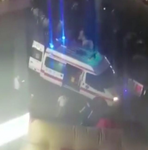 “뛰어내려!”…옥상서 극단적 선택 망설인 청년에 투신 종용한 구경꾼들[여기는 중국]