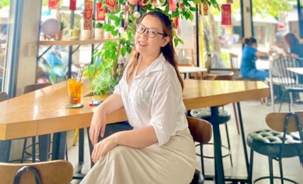 온라인서 만난 남자와 데이트 위해 42kg 감량한 여성의 결혼기 [여기는 베트남]