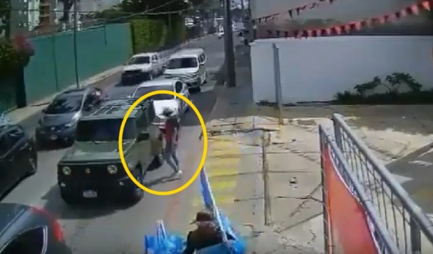 장난감총 강도에 피해자 진짜 총 ‘탕탕’ 사망…정당방위 논란