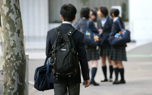 日 학생 30만명 등교 거부…‘이지메’ 피해자 역대급 기록 [여기는 일본]