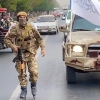 [영상] 롤러 타고 씽씽…탈레반 경찰, 순찰에 ‘인라인’ 도입