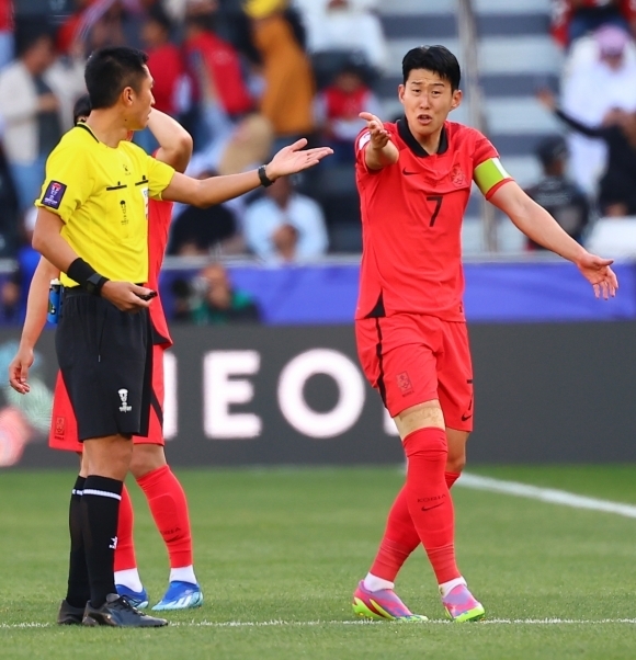 中언론 “뻔뻔한 한국 축구…말레이 상대로 승부조작” 주장 [여기는 중국]