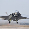 튀르키예 5세대 전투기 ‘칸’ 첫 비행 성공…“13분간”