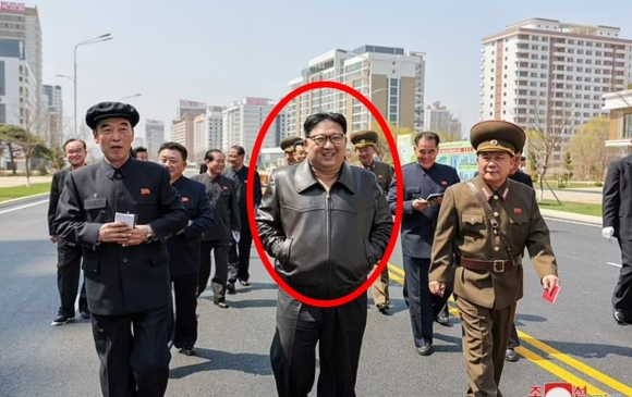北 김정은, 가죽 재킷 뽐내며 현장 지도…‘살벌한 경비’ 눈길[포착]