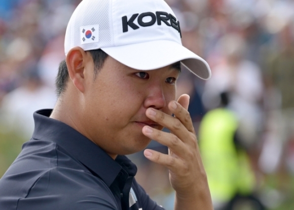 남자 골프 8위 김주형의 눈물···외신 반응 보니
