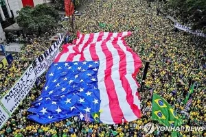 한국 극우 지지층이 ‘수출’?…초대형 성조기 등장한 브라질 