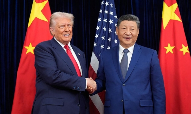 트럼프가 “12점짜리 만남”으로 치켜세운 부산 회담, ‘희토류 지렛대’ 내준 ‘1년짜리 휴전’