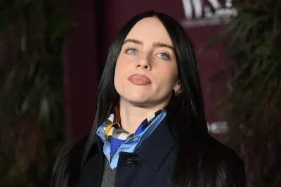 ‘조만장자’ 일론 머스크에 “한심한 겁쟁이”…빌리 아일리시가 뿔난 이유