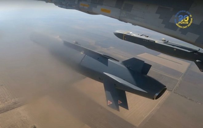 꿩 대신 닭?…영국, ‘토마호크’ 바라던 우크라에 ‘스톰 섀도’ 추가 공급 [핫이슈]