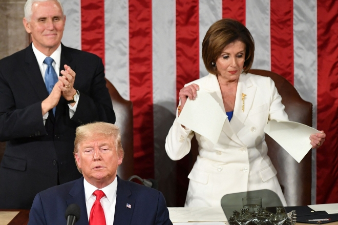 “최악의 존재” VS “사악한 여자”…‘트럼프 앙숙’ 펠로시 은퇴