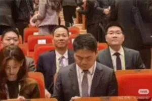 젠슨 황 ‘치킨 대란’ 이어 징동 류창동도 ‘족발 대란’… 