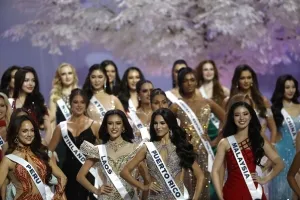 미스유니버스 개막 앞두고 ‘사전 선발’ 논란…심사위원 사퇴로