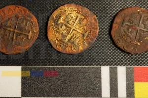 수십조 원 금은보화 가득…콜롬비아 ‘전설의 보물선’ 유물 일