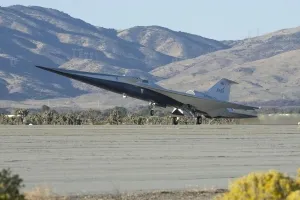 조용하게 떠올랐다…NASA, 첫 초음속 비행기 ‘X-59’ 