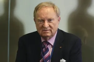 “죽음을 선택한 자유”…92세 창립자, 자신이 만든 곳에서 