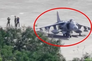 최후통첩 거부당한 트럼프, 마두로 코앞에 전투기 집결 명령 