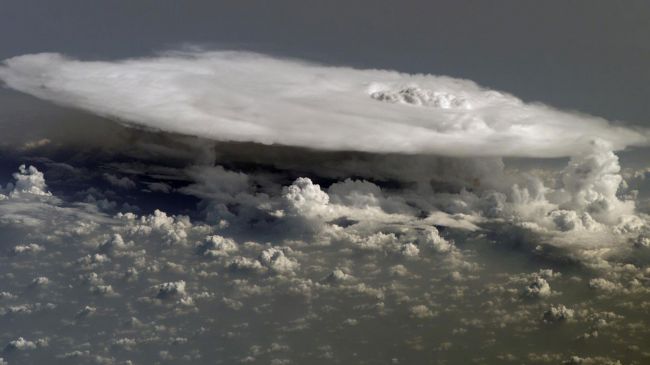 아프리카 상공의 모루구름(ⓒNASA)