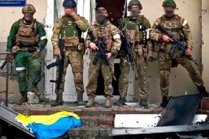 “러시아, 사면 대가로 죄수들에게 우크라전 ‘총알받이