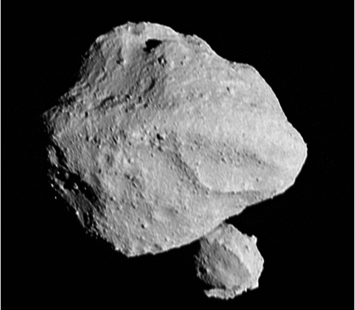 지난 1일 루시가 포착한 소행성 딘키네쉬와 그 아래 작은 달. 사진=NASA/Goddard/SwRI/Johns Hopkins APL/NOIRLab