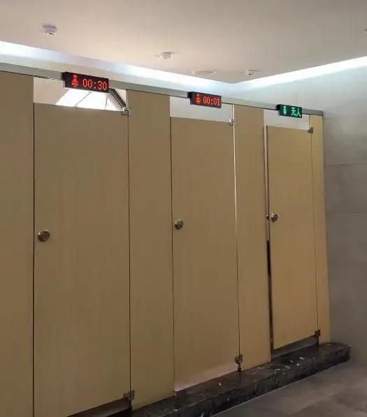 중국 유네스코 세계유산인 운강석굴 화장실에 설치된 타이머. 사진=웨이보 캡처