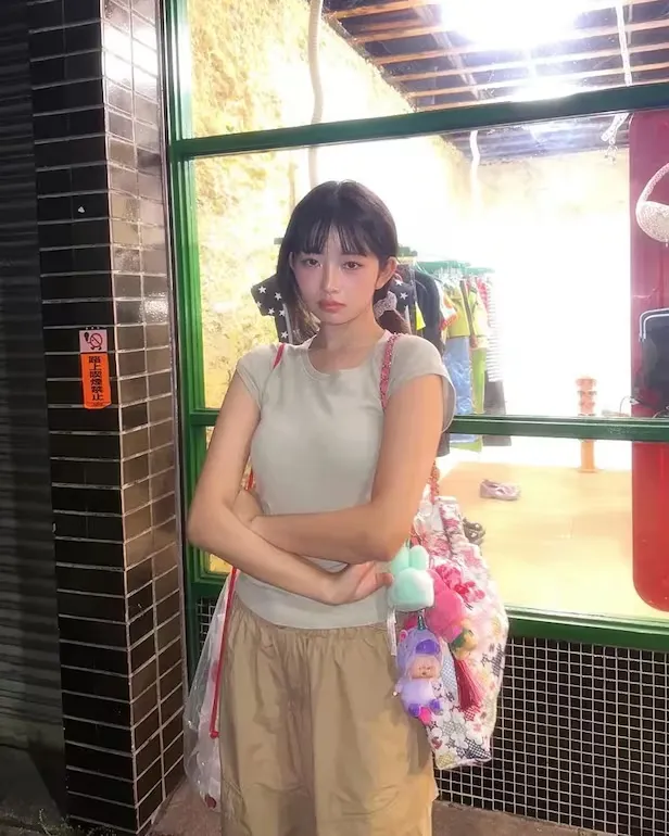 걸그룹 아이브 멤버 레이 thumbnail - 걸그룹 아이브 멤버 레이