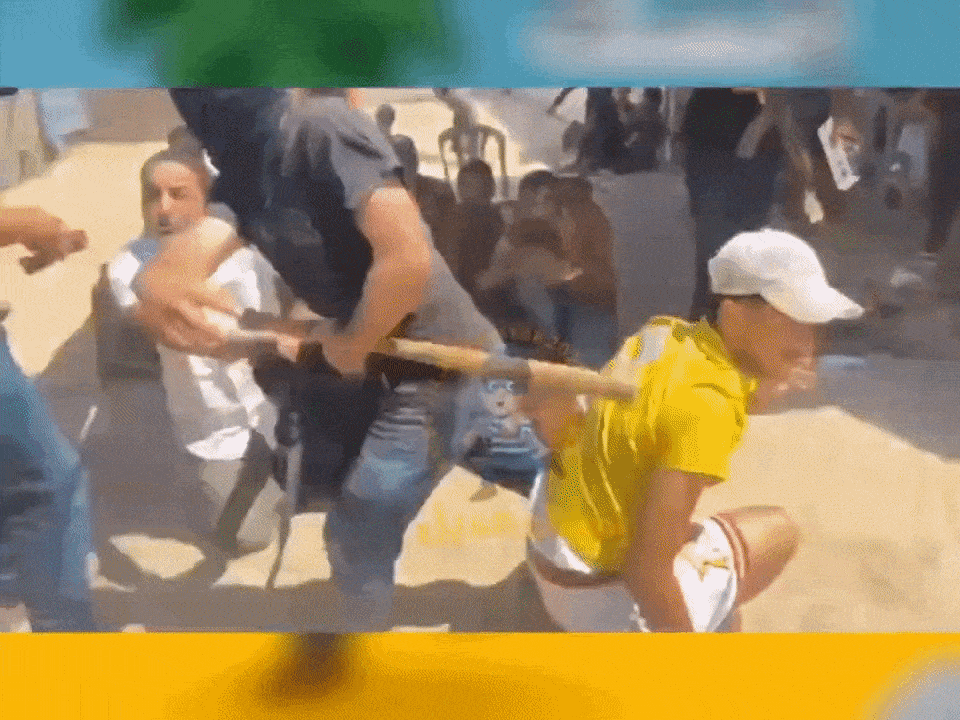 thumbnail - 하마스 단속대가 2025년 9월 초 가자지구 칸 유니스에서 현금 결제를 거부한 상인들을 곤봉으로 폭행하는 장면. 은행 폐쇄와 화폐 훼손으로 현지에 현금 부족 사태가 이어지자 하마스는 “위조가 아니면 모든 지폐와 동전을 받아야 한다”는 지침을 내렸다. 출처=엑스