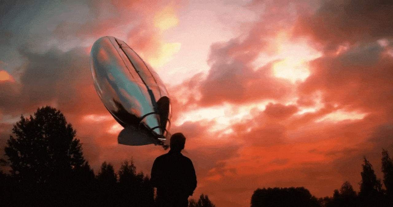 thumbnail - 유럽 서쪽 끝자락 포르투갈 해역 상공에 떠오르는 켈루 무인 정찰 비행선. 나토는 해상 감시 전력 강화를 위해 시험 운용을 진행 중이다. 출처=켈루