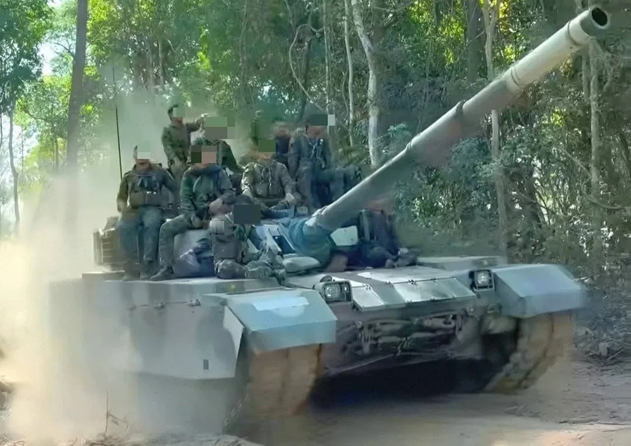 thumbnail - VT-4 전차. 자료사진