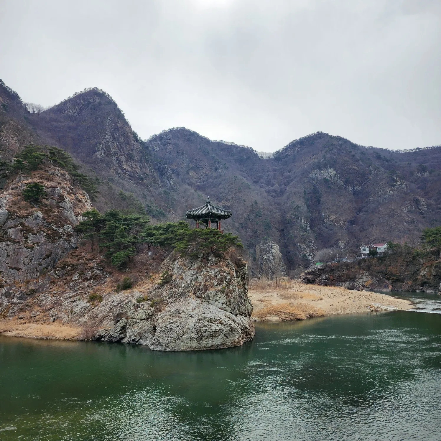 thumbnail - 월류봉 봉우리와 풍경