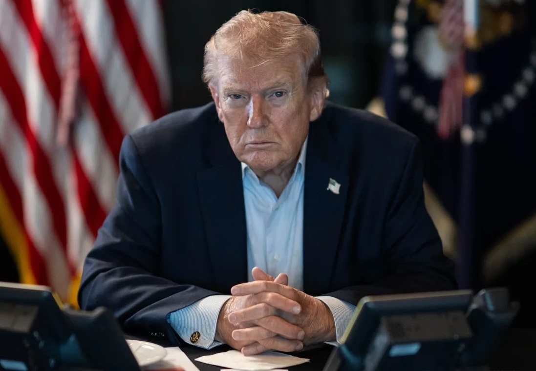 thumbnail - “호르무즈 막으면 20배 타격”…트럼프 경고 전 ‘이란 석유 심장’ 카르그섬 점령 논의 [밀리터리+]