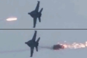 thumbnail - [영상] 美 전투기 충격적인 굴욕…슈퍼호넷, 이란 미사일 못 피하고 ‘쾅’ [핫이슈]